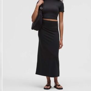 Lululemon Black Athletica Maxi Skirt 🖤